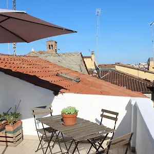 Pagan Palazzina Calle Moretti 2 E 3 Piano Appartamento