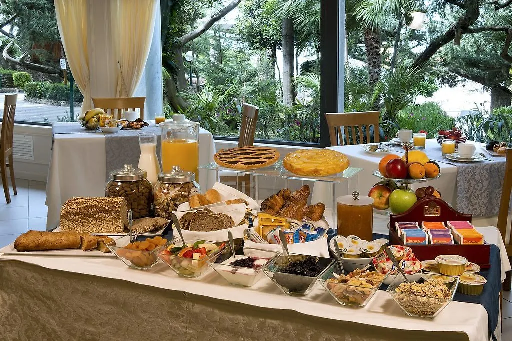 ***  Hotel I Ginepri Marina di Castagneto Carducci Italy