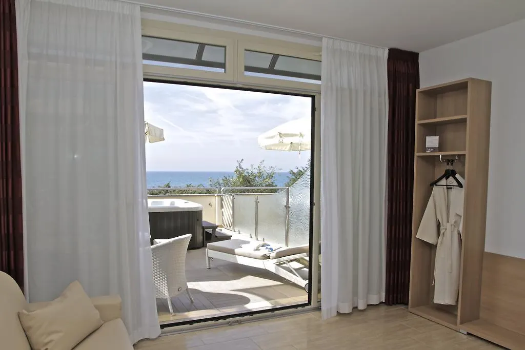 ***  Hotel I Ginepri Marina di Castagneto Carducci Italy